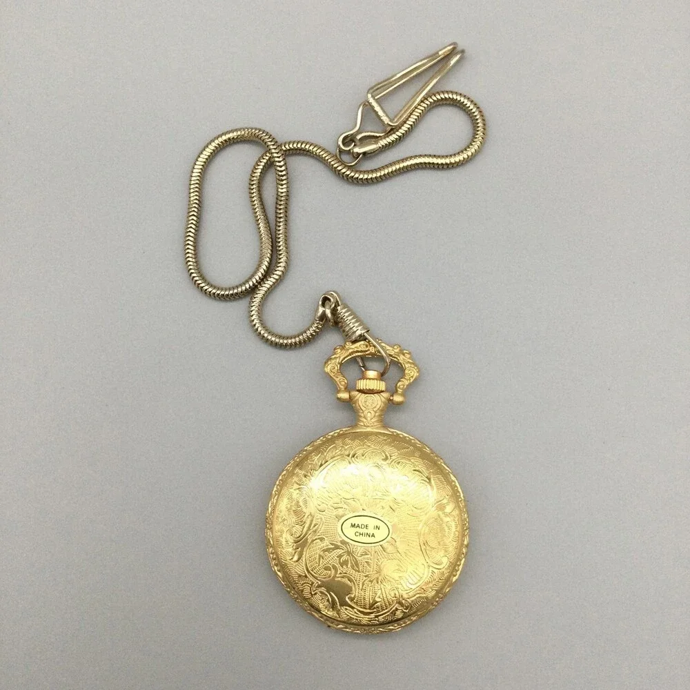 Bass Fish Pocket Key Ring Watch Mens 47mm Gold Tone Chain Fish Dial New Battery